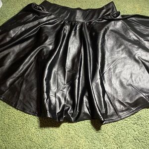 Kathy black pleather like skirt